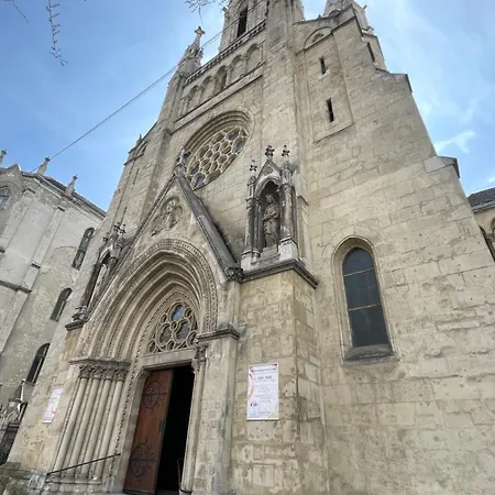 Leonardo50 Grande * Budapest