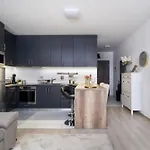 Leonardo50 Grande - Modern With Parking & Balcony Near Metro - Apartment